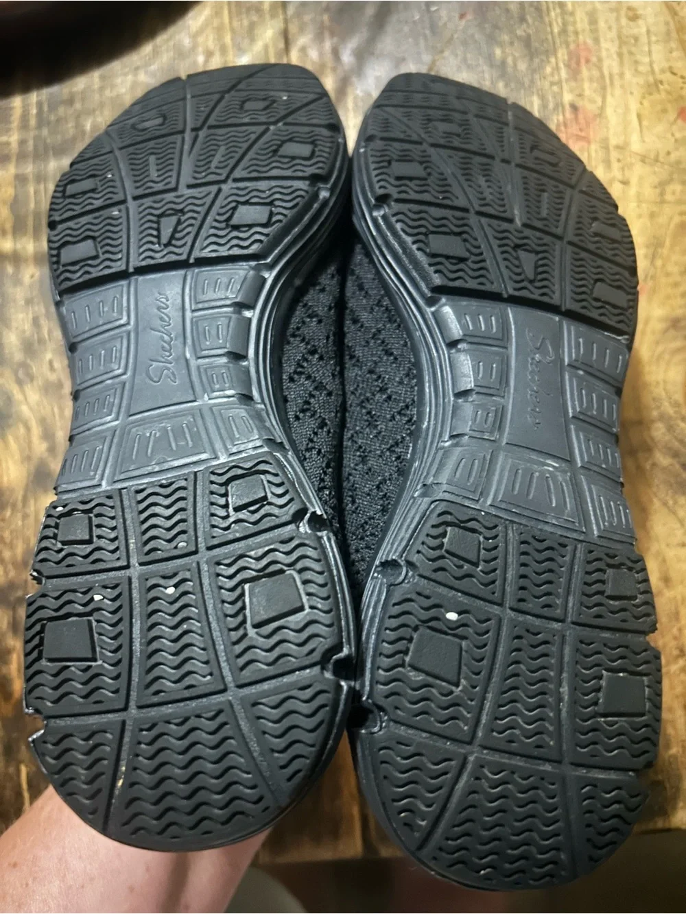 Skechers Seager Stat Women’s Memory Foam Black Slip Ons Size 6.5